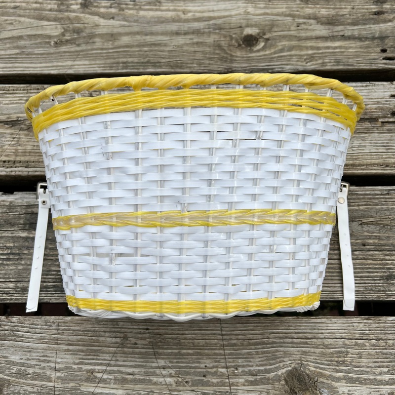 BICYCLE BASKET FOR GIRLS BIKES SCHWINN & OTHERS NEW