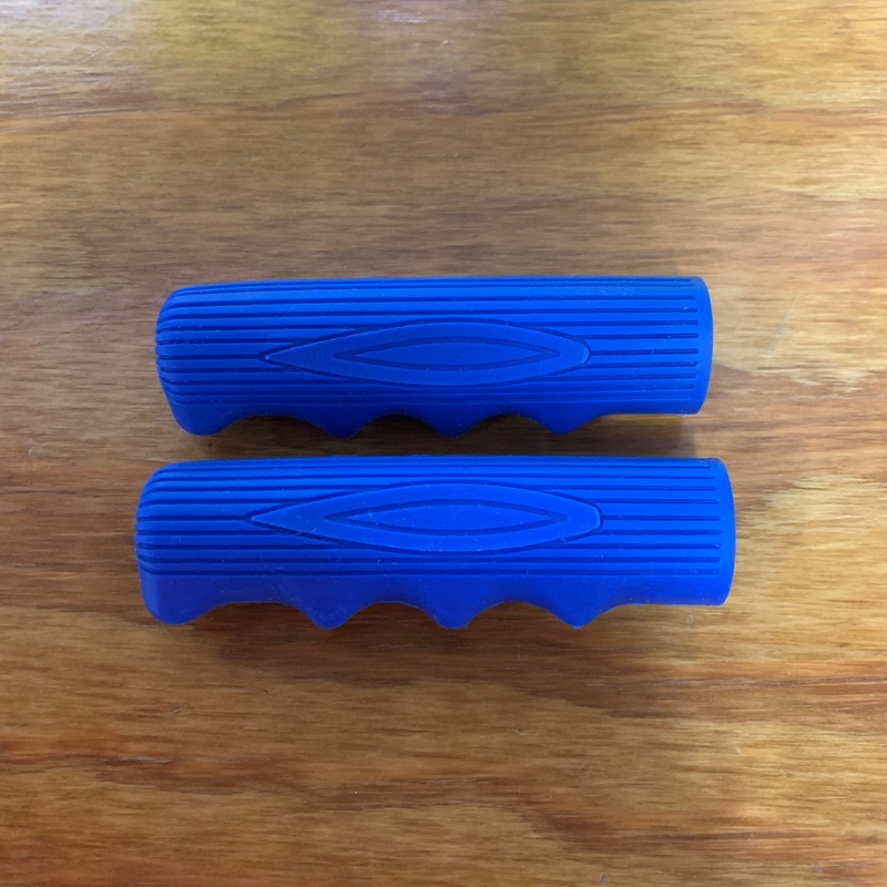 BICYCLE GRIPS BLUE FOR SCHWINN HUFFY SEARS MURRAY & OTHERS NEW