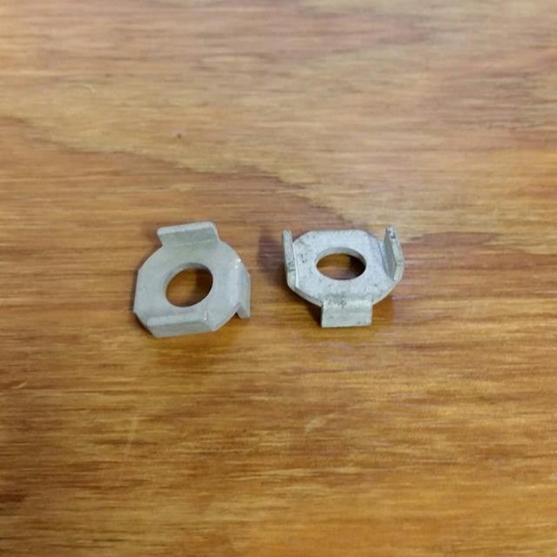 SCHWINN FRONT WINGED AXEL RETAINING WASHERS NOS RARE